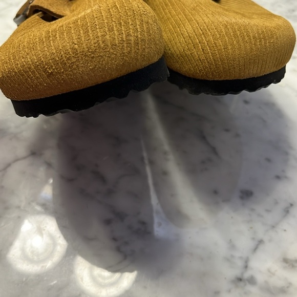 Birkenstock Boston Suede Embossed Clogs Size 9 NWT - Picture 10 of 15